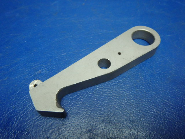 2041062-1 Cessna - LATCH-DOWNLOCK